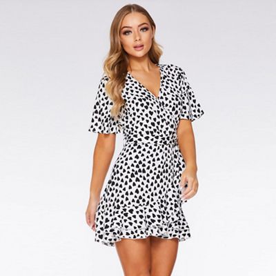 quiz black and white heart dress