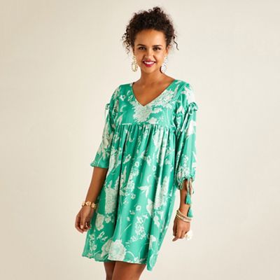 yumi green dress