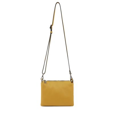 hobbs yellow bag