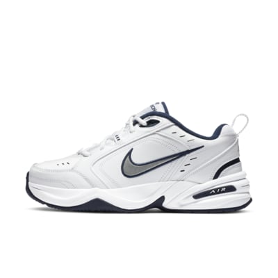 air monarch woman