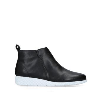 carvela judd black