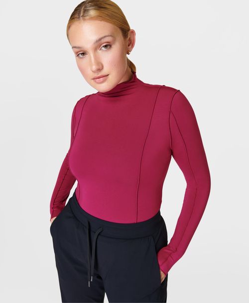 Exposed Seam Long Sleeved Top