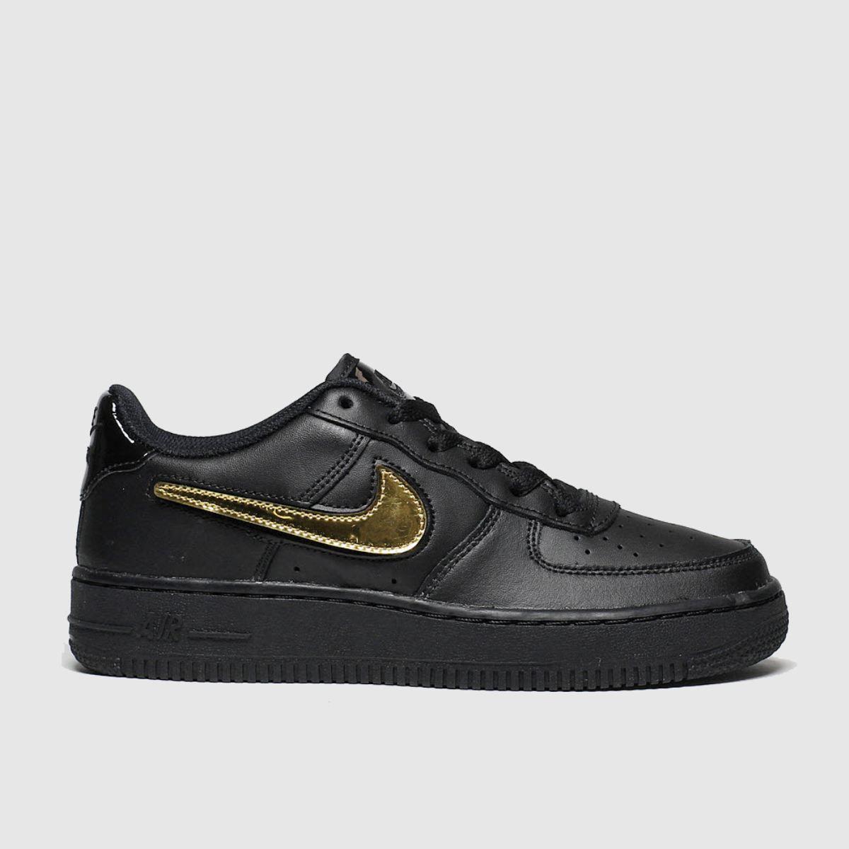 white & black air force 1 trainers youth