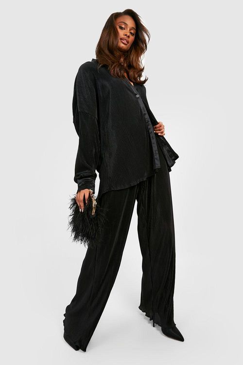 Soft Ribbed Lettuce Hem Flares