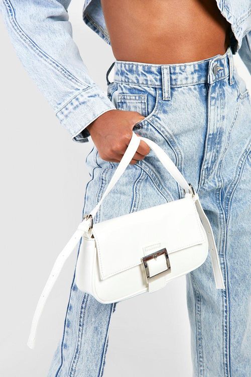 boohoo Quilted Faux Leather Cross Body Chain Bag - White - One Size