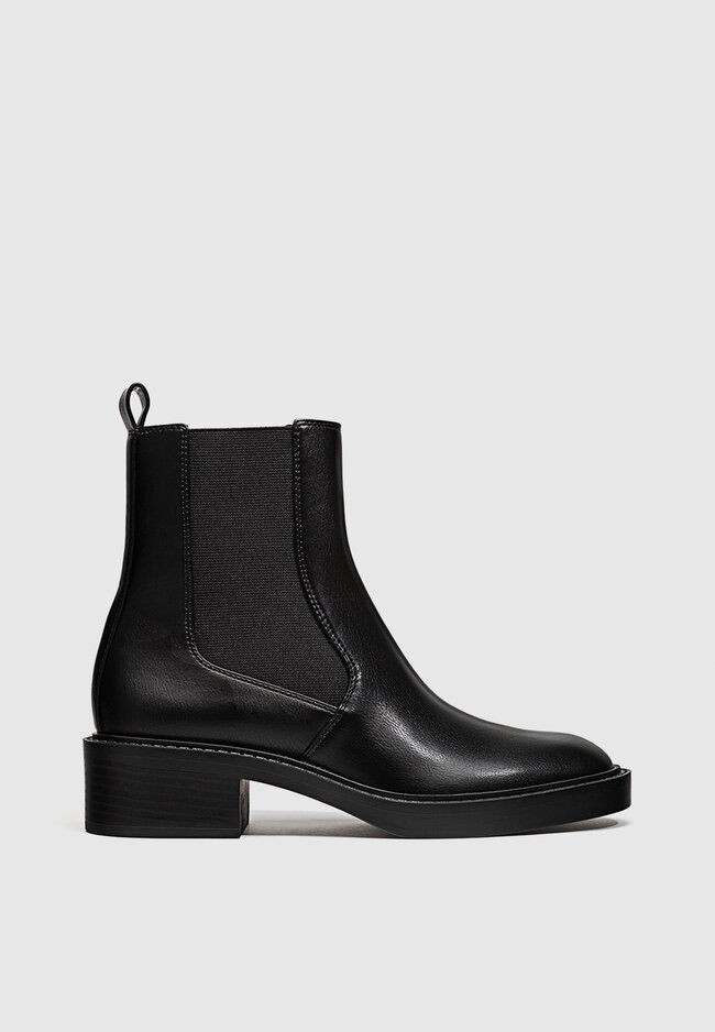 Stradivarius elastic side chelsea boot shop