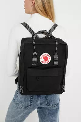 urban outfitters backpack fjallraven