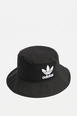 urban outfitters adidas bucket hat