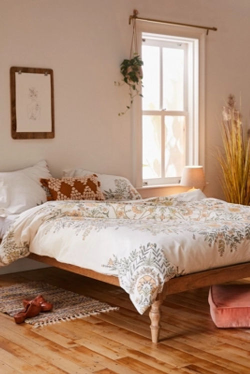 Lara Floral Duvet Cover Set White Double At Urban Outfitters