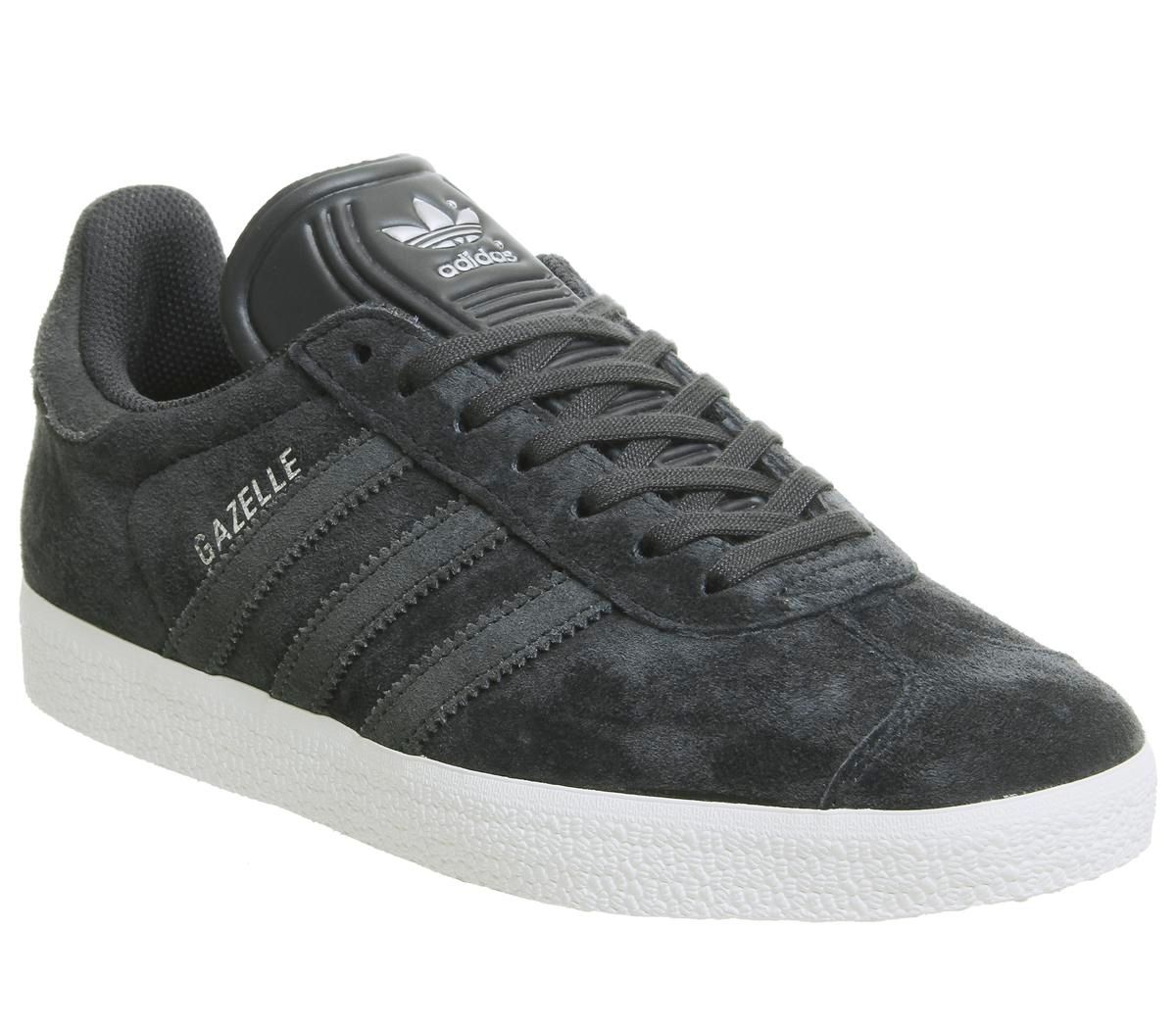 gazelle grey black