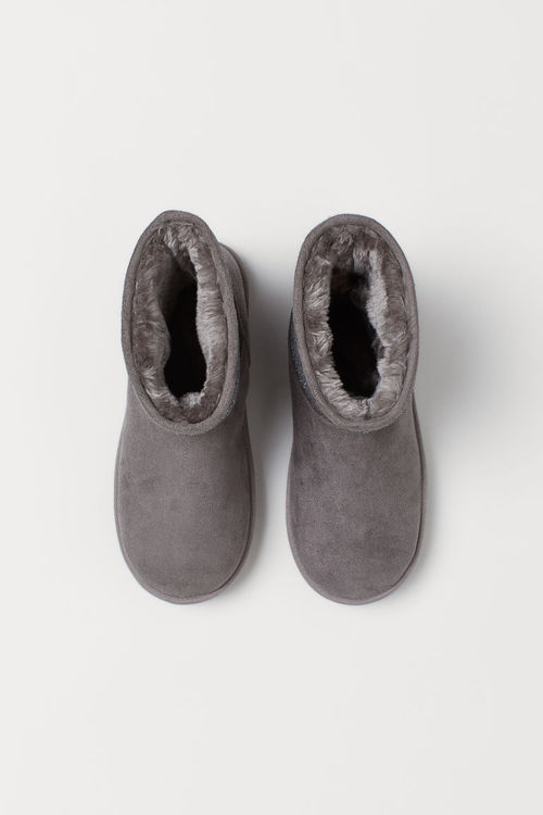 H M Warm Lined Boots Grey Compare Union Square Aberdeen Shopping Centre