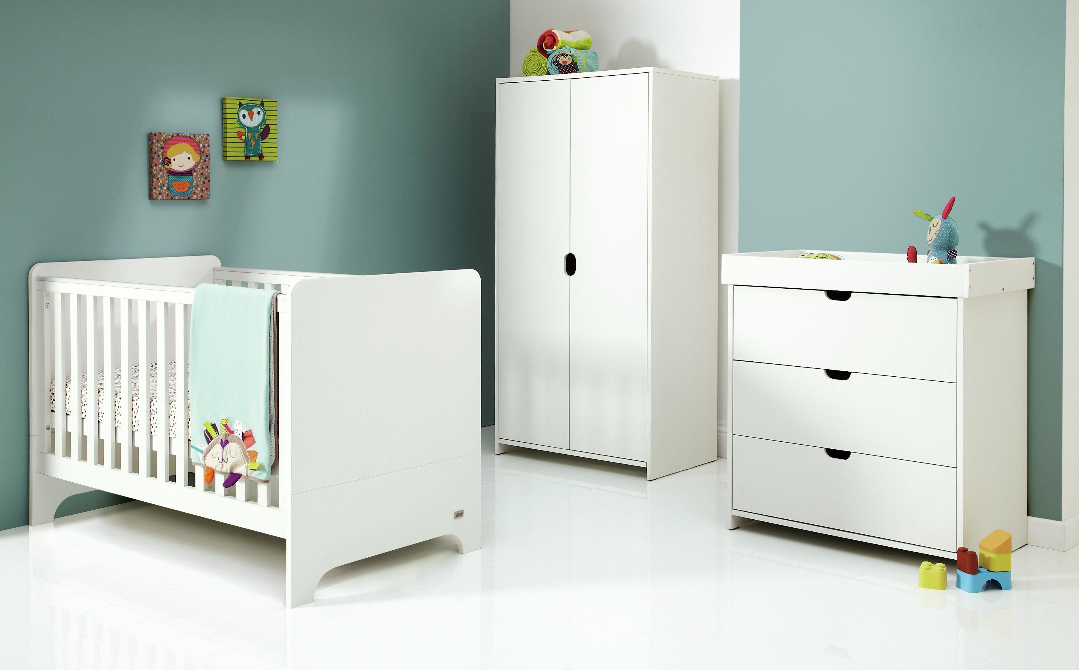 cuggl nursery furniture set