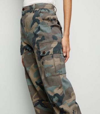 camouflage trousers new look