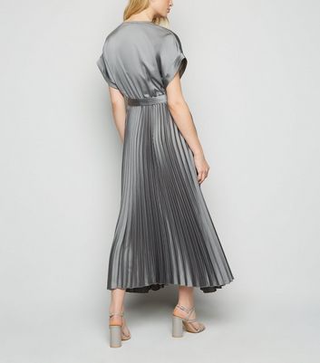 new look pleated dress