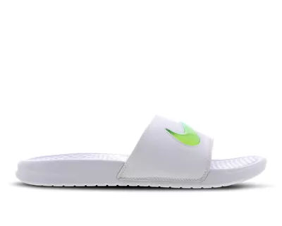 nike flip flops foot locker