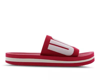 sandals foot locker