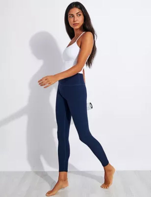 Buy the Beyond Yoga Activewear Leggings Women's Size XL