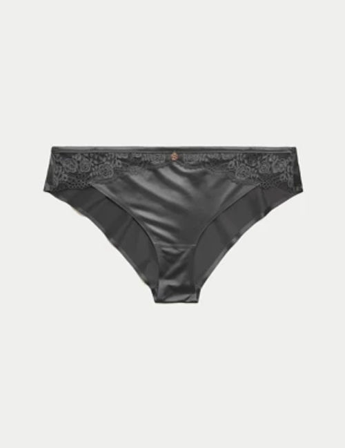 Smoothing No VPL Brazilian Knickers