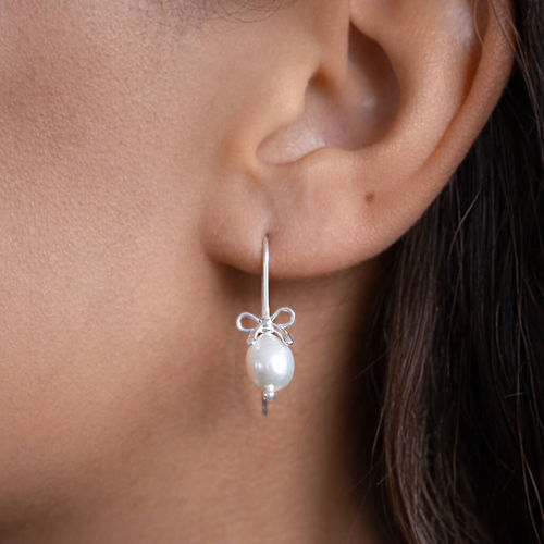 Sterling Silver Pearl Bow...