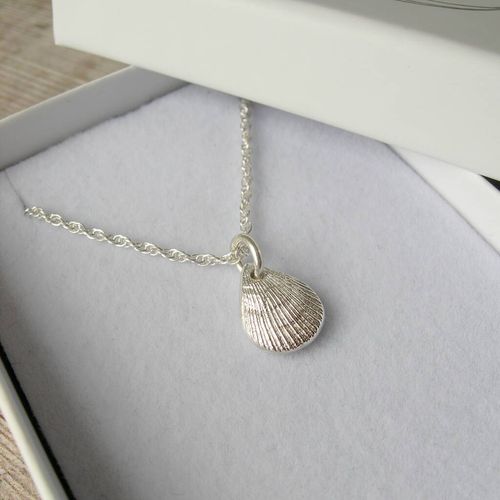Silver Shell Necklace, Silver