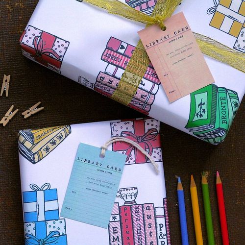 Books Wrapping Paper Set