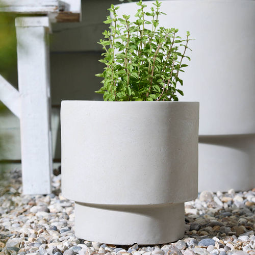 Noma Beige Footed Planter