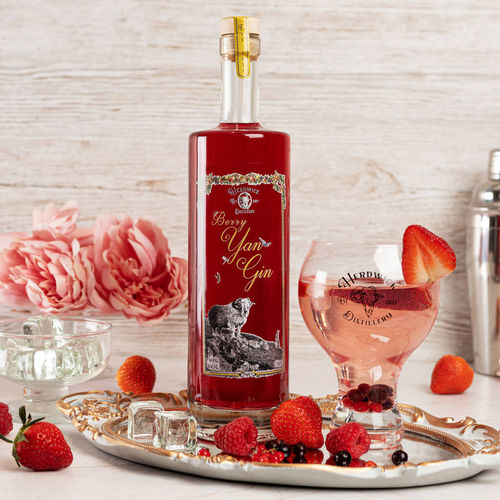 Berry Yan Gin 70cl 40% Abv