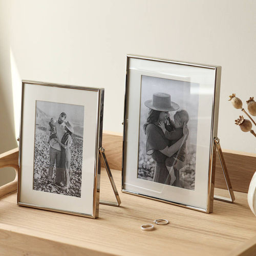 Silver Plated Easel Photo...