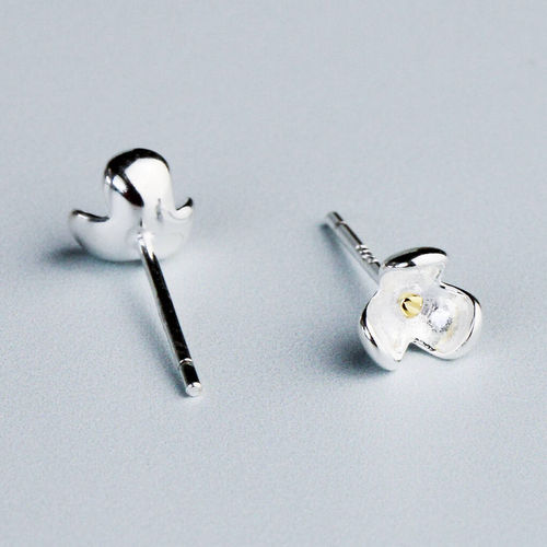 Sterling Silver Dainty Flower...
