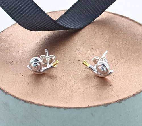 Tiny Snail Stud Earrings,...