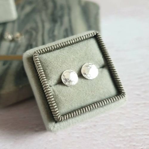 Hammered Disc Silver Stud...