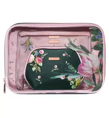 Ted baker 2025 wash kit