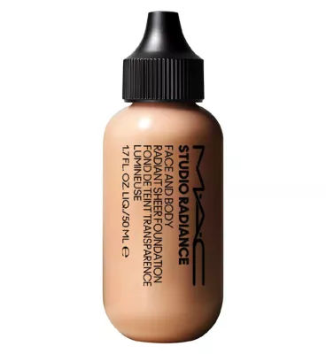 MAC SR Face & Body Radiant Sheer Foundation W0 w0 | £35.00 | One