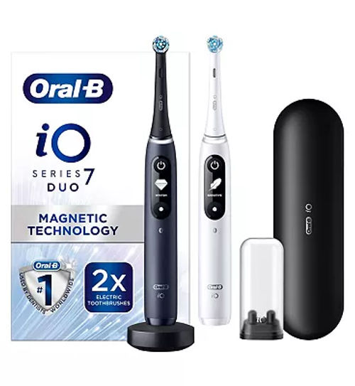 Voorganger Specialiteit dorp Oral B Genius 9900 rechargable Toothbrush Duo Pack | Compare | The Oracle  Reading