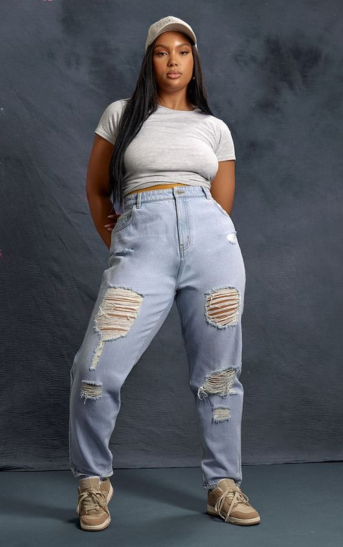 PRETTYLITTLETHING Plus Light Blue Wash High Rise Mom Jeans