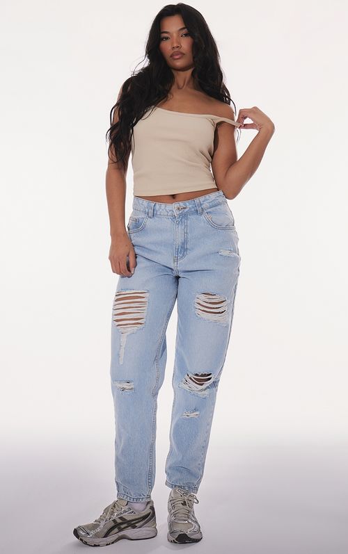 PRETTYLITTLETHING L30 Light Wash Mom Jeans