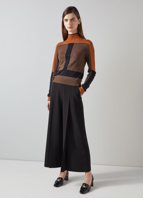 Eva Black Wide Crop Pleat...