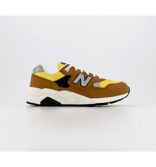 New Balance Mt580 Trainers...