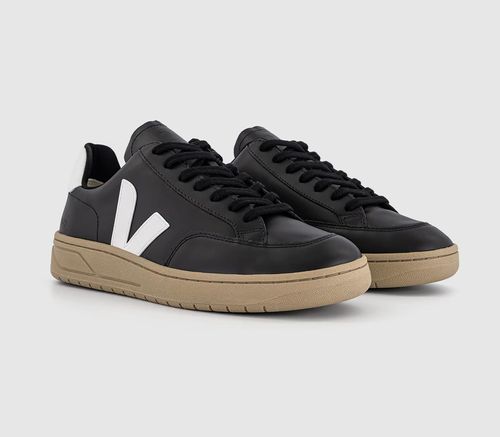 Veja Womens V-12 Trainers...