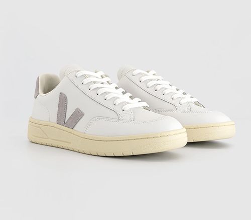 Veja V-12 Trainers Extra...