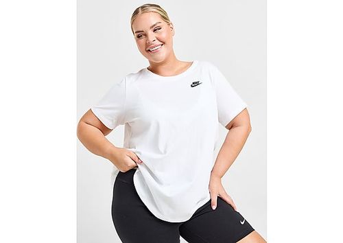 Nike Plus Size Club...