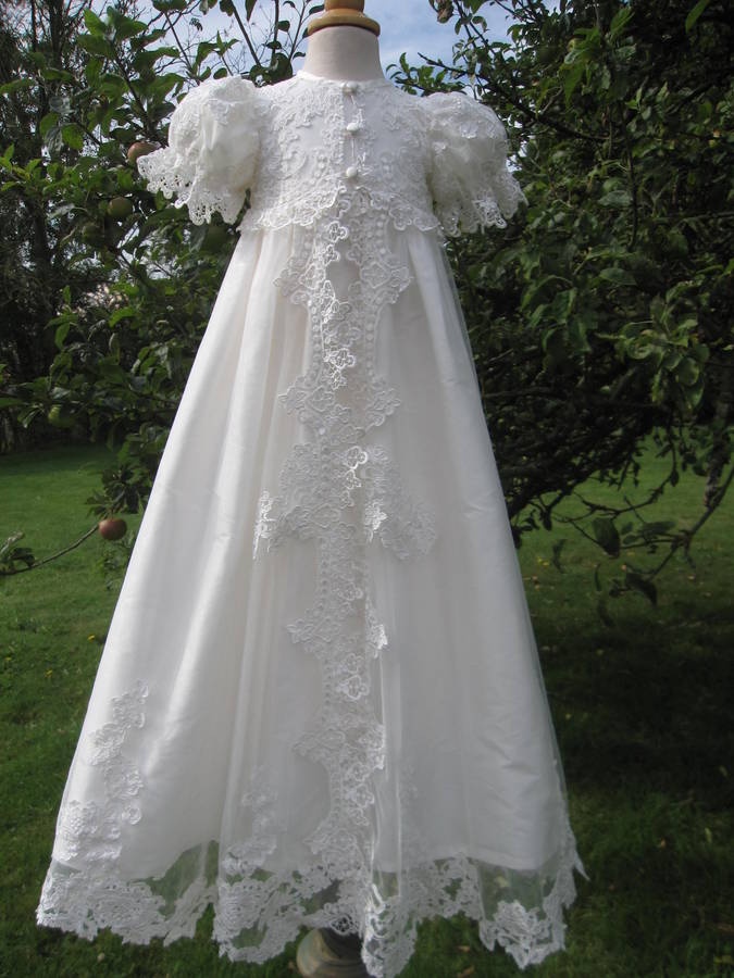 Christening gowns online cheap