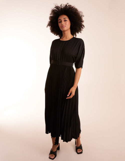 Pleated Dress With Belt - L /...