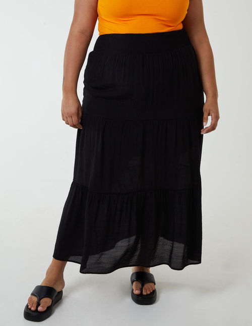 Curve Tiered Shirred Maxi...