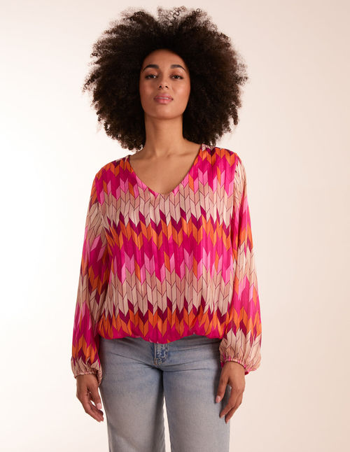 Zig Zag Print Bubble Hem Top...