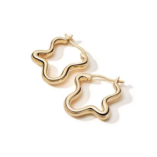 Estée Lalonde Wavy Hoop...