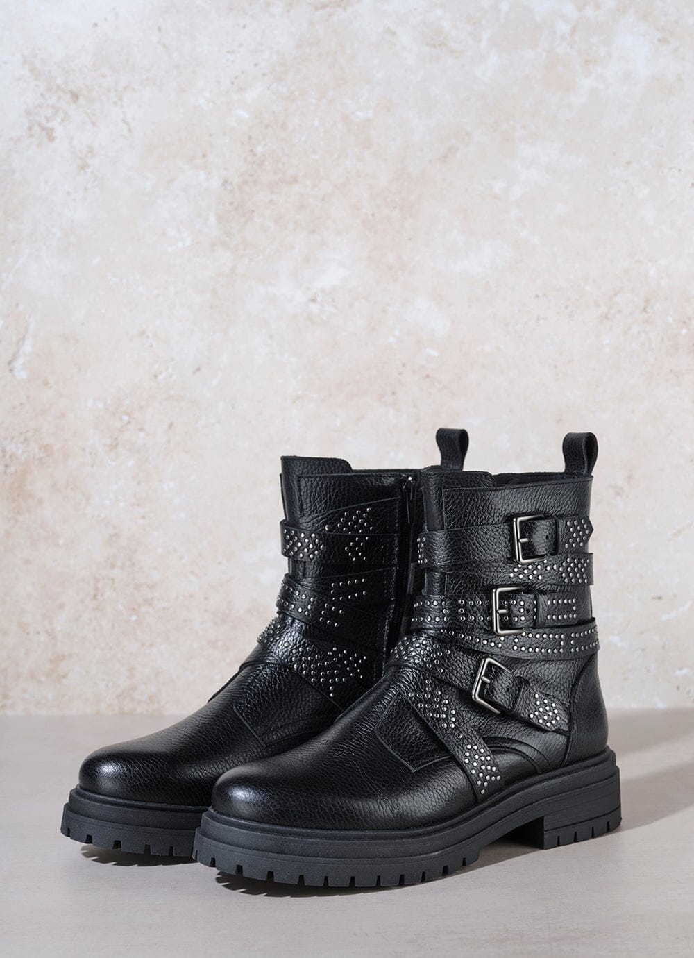 Mint velvet shop buckle boots