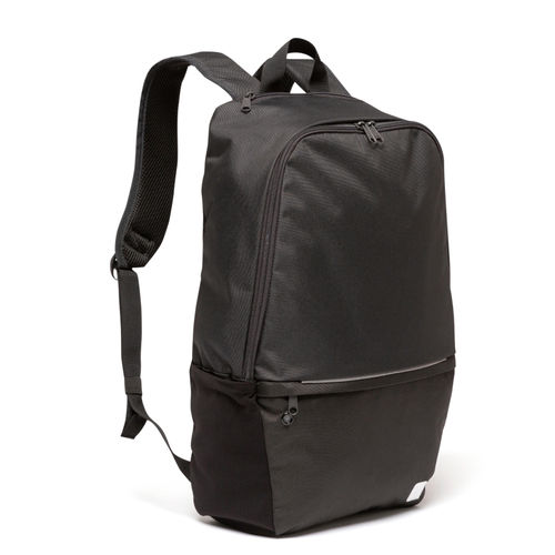 24l Backpack Essential - Black