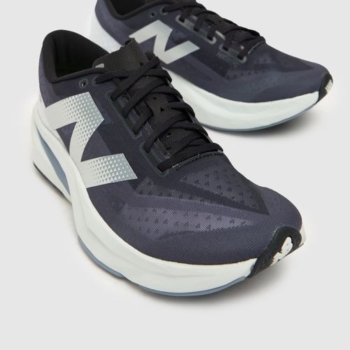 New Balance fuelcell rebel v4...