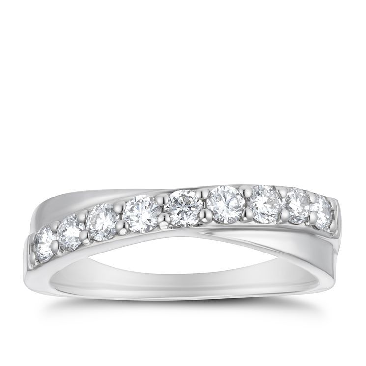 leo diamond eternity ring